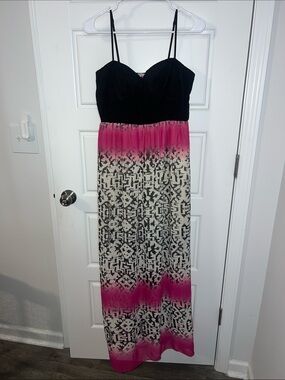 Three Hearts Black and Pink Ombre Maxi Dress